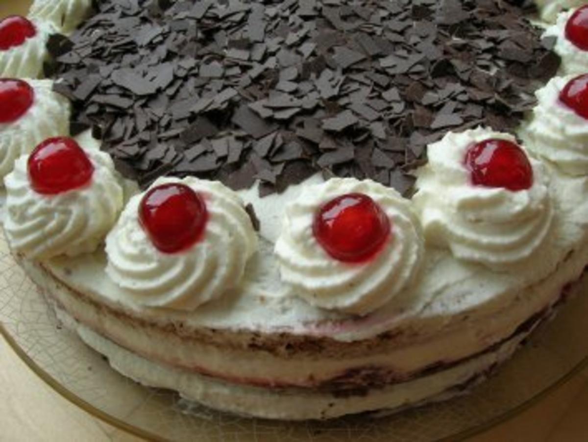 Schwarzwälder Kirschtorte - Rezept By