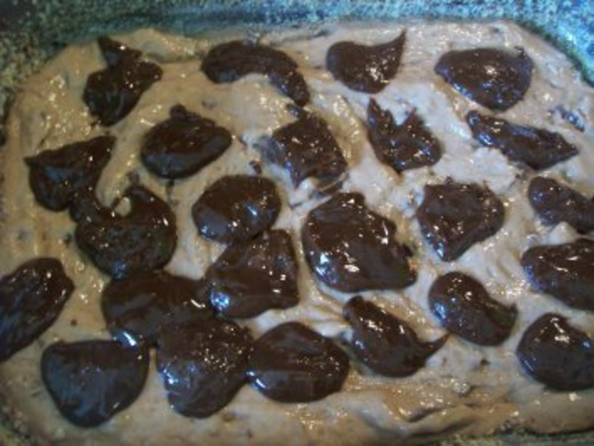 Schokoladen Muffins oder ein kleiner Kuchen mit zartschmelzendem Kern - Rezept - Bild Nr. 2