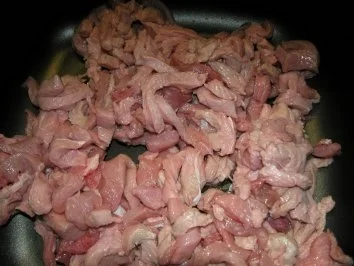 Rezept: Kalbsgeschnetzeltes mit Pfifferlingen Bild Nr. 2 Kalbsgeschnetzeltes mit Pfifferlingen - Rezept - Bild Nr. 2