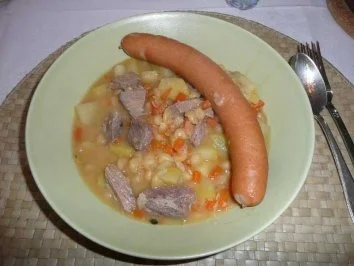 Rezept: Suppen - Erbsensuppe mit Bockwurst Suppen - Erbsensuppe mit Bockwurst - Rezept