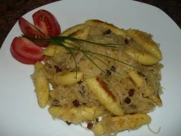 Gemüse:   SAUERKRAUT ~  SCHUPFNUDEL ~ PFANNE - Rezept