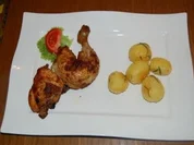 Aprikosenpoularde mit Rosmarinkartoffeln - Rezept