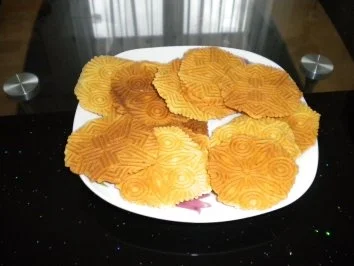 Berner Bretzeli (fester Teig) - Rezept