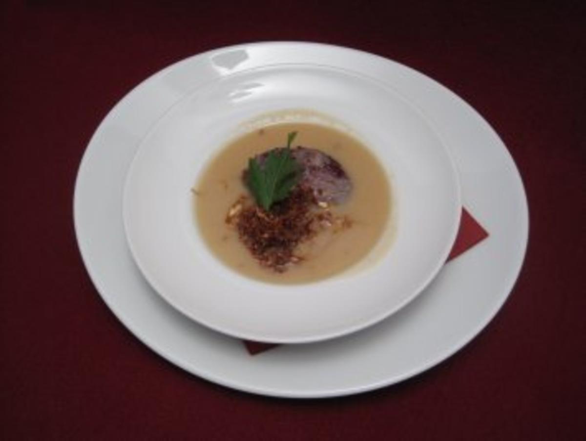 Poseritzer Kartoffel-Sauerkrautsuppe mit gebratener Rindsblutwurst ...