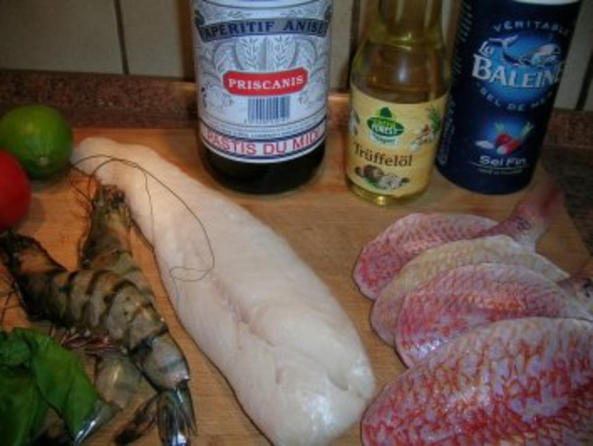 Fischplatte Kabeljauloin/ Meerbarben Blattspinat+Trüffelöl-Kartoffelpüree/ Pernod Sauce - Rezept - Bild Nr. 3
