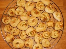 Pesto-Brotschnecken - Rezept