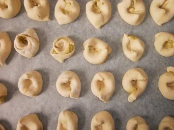 Pesto-Brotschnecken - Rezept - Bild Nr. 2