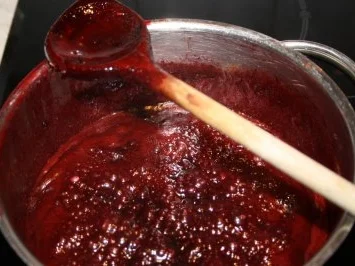 Aufstrich, süß: Brombeer-Schokoladen-Sirup mit Chili - Rezept - Bild Nr. 6