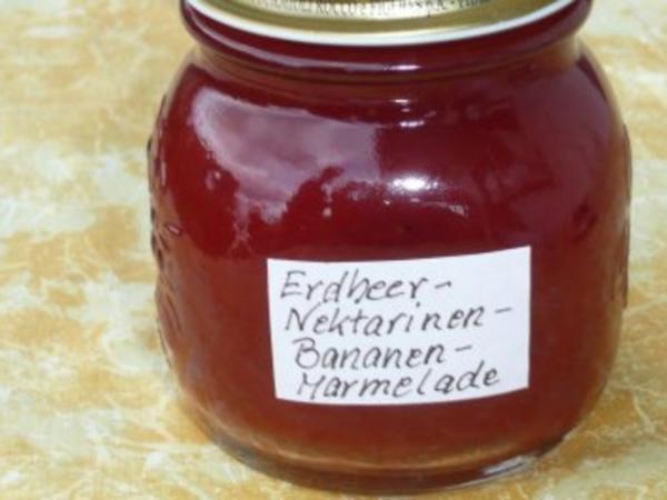 Marmelade: Erdbeer Nektarinen Bananen - einfach - von Willmei