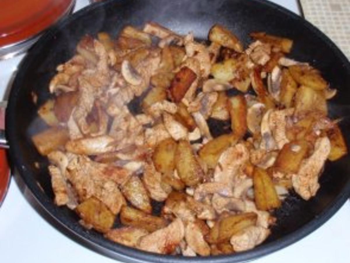 Kartoffel Putenfleisch Pfanne - einfach - 153 kcal/100g