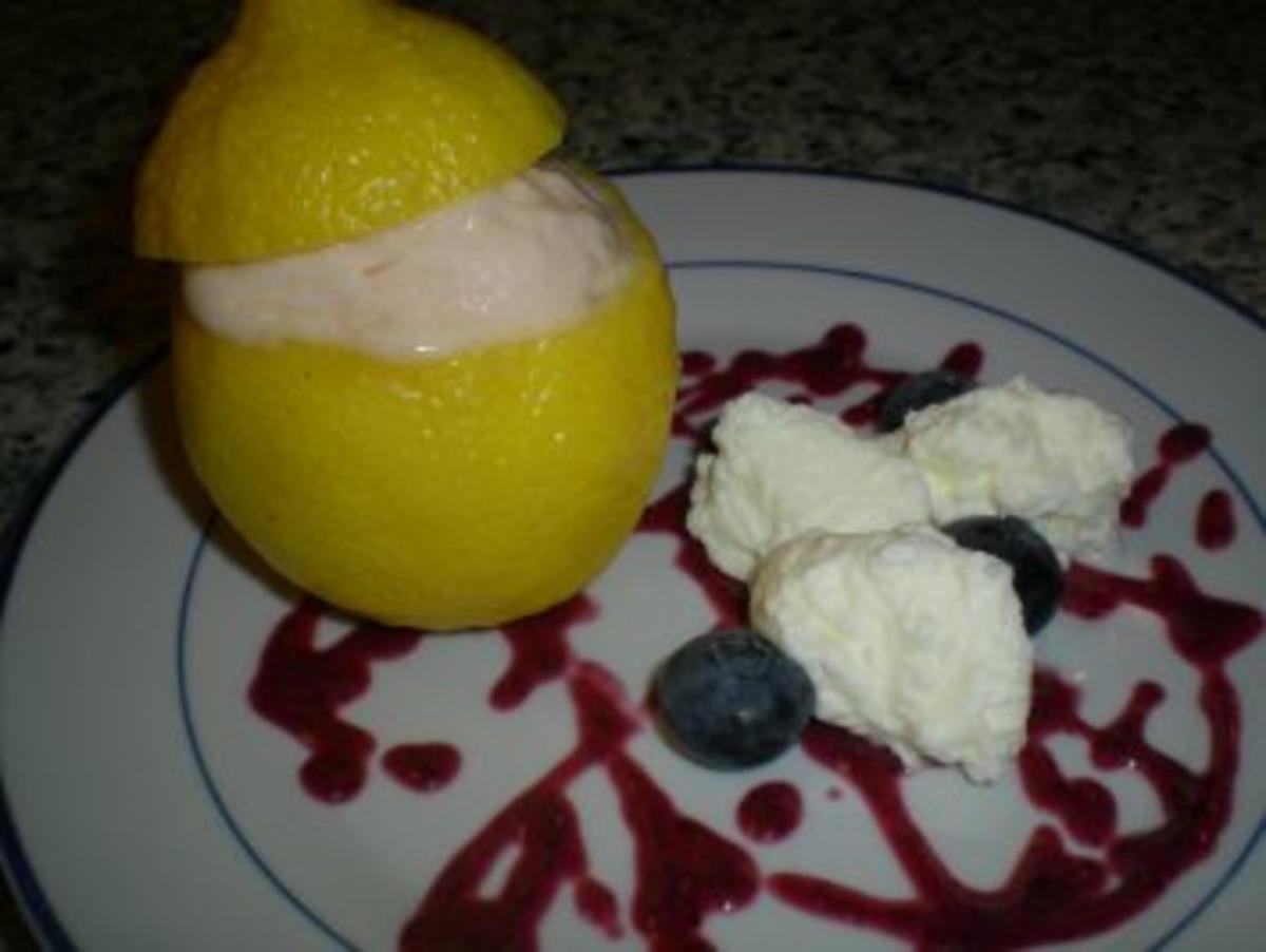 Bilder für Eis: Grapefruit-Zitronen Eiscreme - Rezept