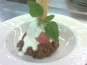 Zwetschgensorbet mit warmen Schokoladen-Couscous. - Rezept