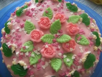 Rezept: Kinder-Geb.-Torte für mein Enkelchen Sophia zum 5. Geburtstag, Eigene Kreation.puh Kinder-Geb.-Torte für mein Enkelchen Sophia zum 5. Geburtstag, Eigene Kreation.puh - Rezept