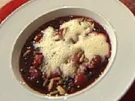 Rote-Beeren-Grütze mit Pinienkernsoße á la Kleeberg - Rezept