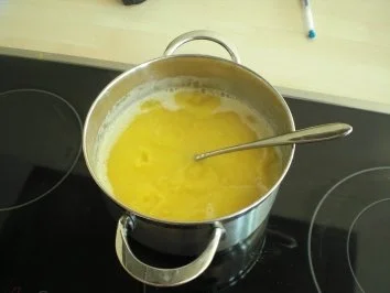 Rezept: Rind in der Salbeipanade mit Austernpilzragout an Kräuterhonig-Schmand-Polenta Bild Nr. 4 Rind in der Salbeipanade mit Austernpilzragout an Kräuterhonig-Schmand-Polenta - Rezept - Bild Nr. 4