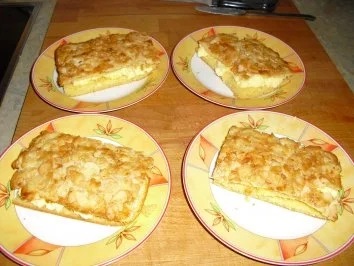 Rezept: Mini-Bienenstich Bild Nr. 4 Mini-Bienenstich - Rezept - Bild Nr. 4