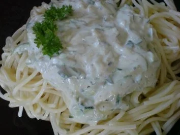 Spaghetti mit leichter Zucchinisoße - Rezept - Bild Nr. 11