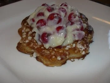 Blätterteig: PUDDING - FRUCHT - BLÜTE - Rezept