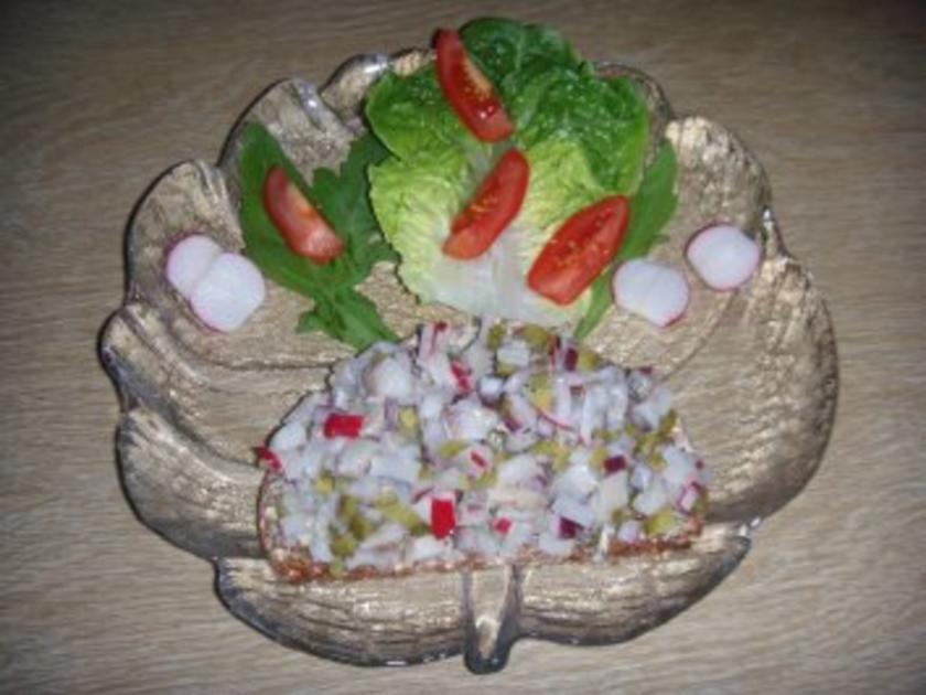 Matjestatar auf Schwarzbrot - einfach - 125 kcal/100g