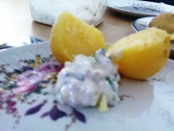 Kräuterquark mit Zwiebeln - Rezept