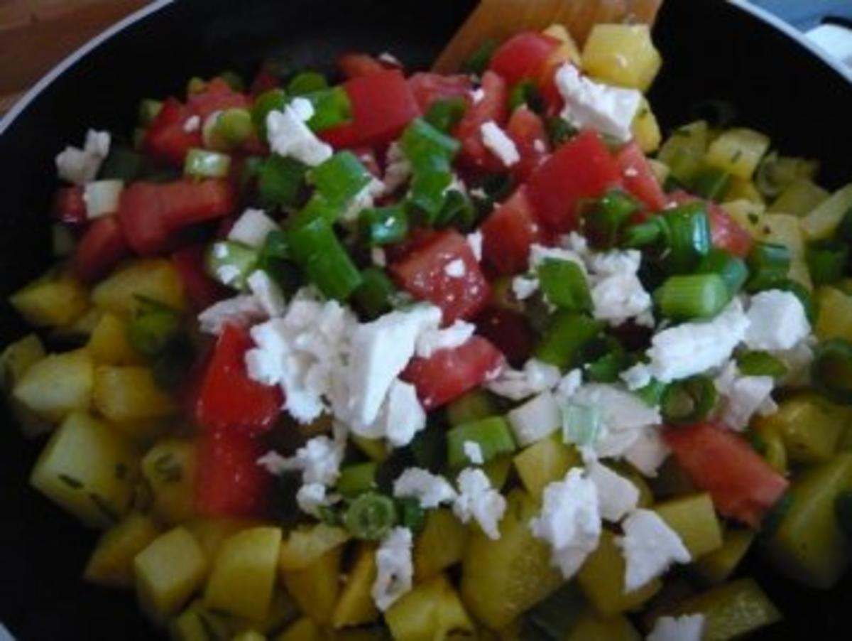 Rosmarin-Kartoffeln mit Feta - Rezept - Bild Nr. 7