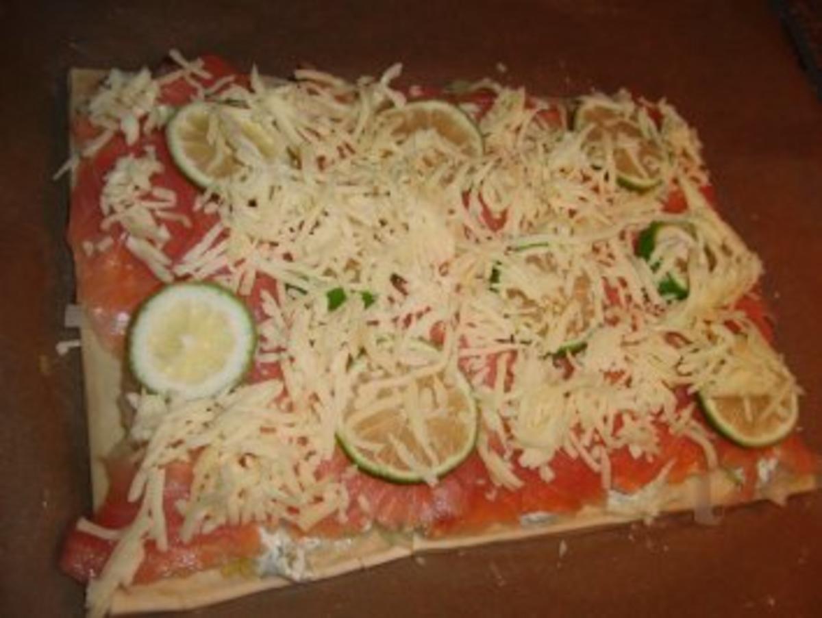 Pizza : Die neue Generationspizza mit Lauch, Räucherlachs und Kräuterschmand - Rezept - Bild Nr. 4