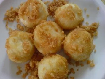 Zwetschgenknödel in Butterbröseln - Rezept - Bild Nr. 8