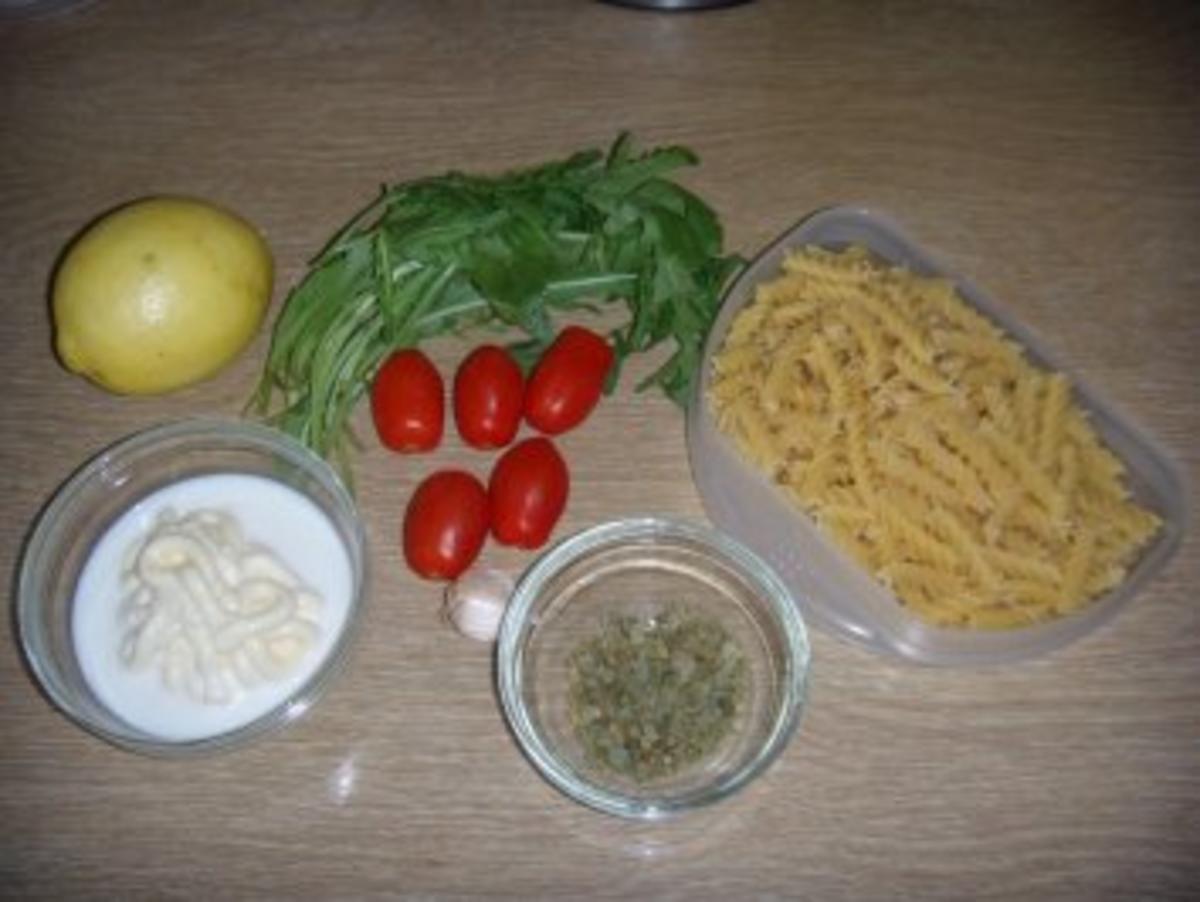Fusilli-Salat mit Garnelenschwänzen - Rezept - Bild Nr. 2