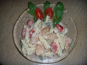 Fusilli-Salat mit Garnelenschwänzen - Rezept