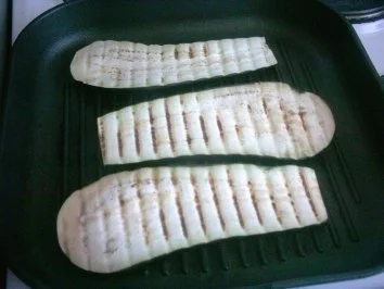 Auberginenröllchen überbacken - Rezept - Bild Nr. 2