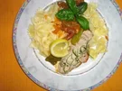 Rezept: Farfalle an Gemüse-Pfifferlingsoße mit Gorgonzola und feinen Minutensteaks Farfalle an Gemüse-Pfifferlingsoße mit Gorgonzola und feinen Minutensteaks - Rezept