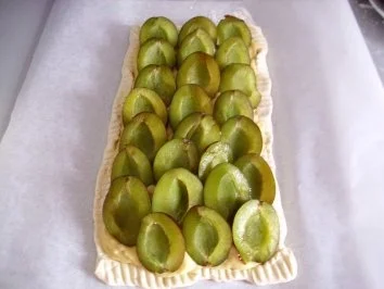 Pflaumen auf Blätterteig - Rezept - Bild Nr. 3