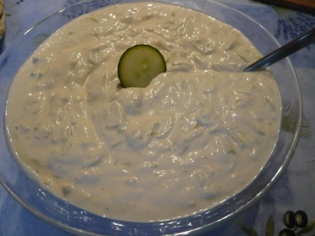 Tzaziki nach Patricias Art - Rezept