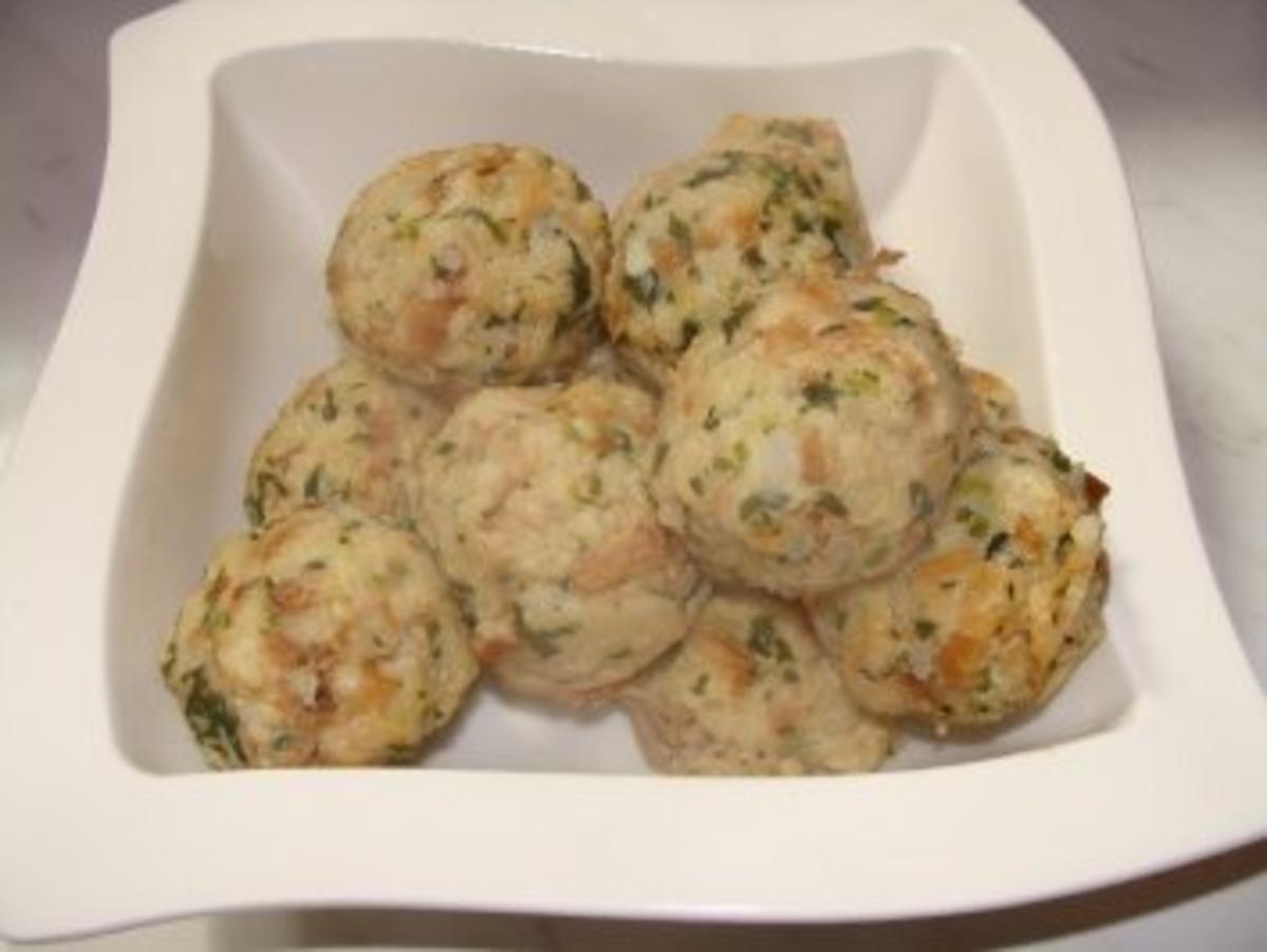 Semmelknödel - Rezept