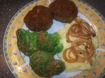 Kartoffelpüree , Broccoli ( wieder verkocht ) u. saftige Bulletten - Rezept - Bild Nr. 4