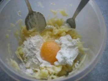 Rezept: Apfel-Quark-Puffer Bild Nr. 3 Apfel-Quark-Puffer - Rezept - Bild Nr. 3