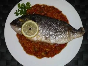Gedünstete Dorade auf Safran-Linsenbett - Rezept