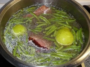 Rezept: Birnen, Bohnen und Speck Bild Nr. 9 Birnen, Bohnen und Speck - Rezept - Bild Nr. 9