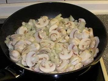 Hähnchenlebern in Rotweinsauce - Rezept - Bild Nr. 5