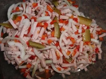 Rezept: Salat : Wurstsalat mit Essig und Öl Bild Nr. 5 Salat : Wurstsalat mit Essig und Öl - Rezept - Bild Nr. 5