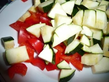 Rezept: Mexikanischer Gemüsekuchen Bild Nr. 5 Mexikanischer Gemüsekuchen - Rezept - Bild Nr. 5