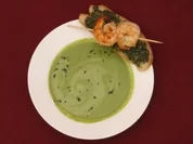 Erbsen-Minze-Cremesuppe mit Scampi - Rezept