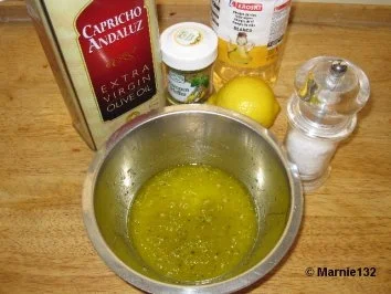 Rezept: Weiße Bohnensalat mit Thunfisch Bild Nr. 4 Weiße Bohnensalat mit Thunfisch - Rezept - Bild Nr. 4