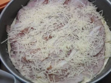 Rezept: Kartoffel-Zucchini-Kuchen Bild Nr. 6 Kartoffel-Zucchini-Kuchen - Rezept - Bild Nr. 6