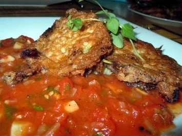 Rezept: Zucchini-Piccata auf Tomatensugo Zucchini-Piccata auf Tomatensugo - Rezept