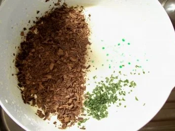 Dessert: After Eight - Eis ... mit frischer Minze - Rezept - Bild Nr. 3