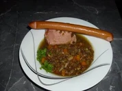 Bei dem Sauwetter:Linsensuppe mit Wiener und Pökelfleisch - Rezept