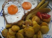 Bratkartoffeln herzhaft und knusprig ,,,, so wie wir sie mögen.,,,, - Rezept