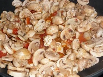 Rezept: Kräuter - Omelette mit Champignon - Tomaten - Füllung Bild Nr. 7 Kräuter - Omelette mit Champignon - Tomaten - Füllung - Rezept - Bild Nr. 7