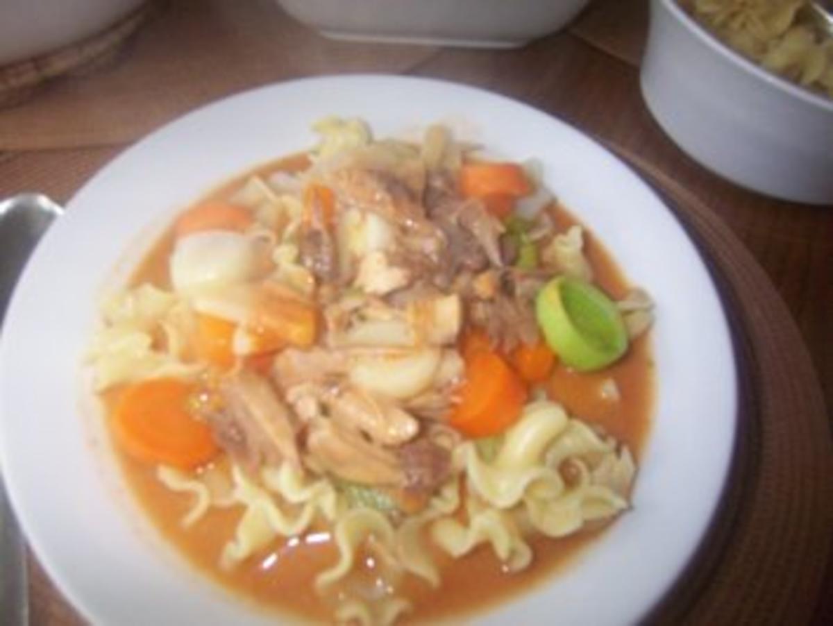 Bilder für Kiesela Saure Hühnersuppe nach Balkanart - Rezept